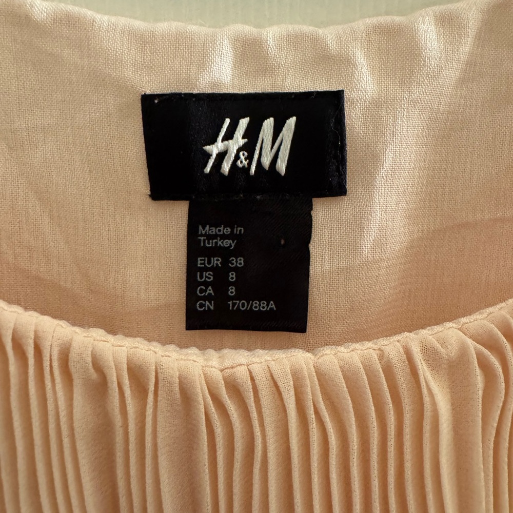 H&M Pink Ruffle Mini Dress - Picture 2 of 3